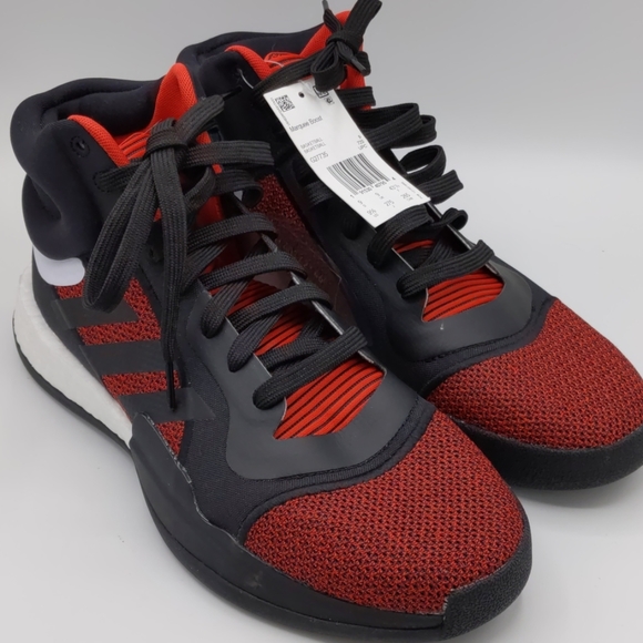 marquee boost active red black